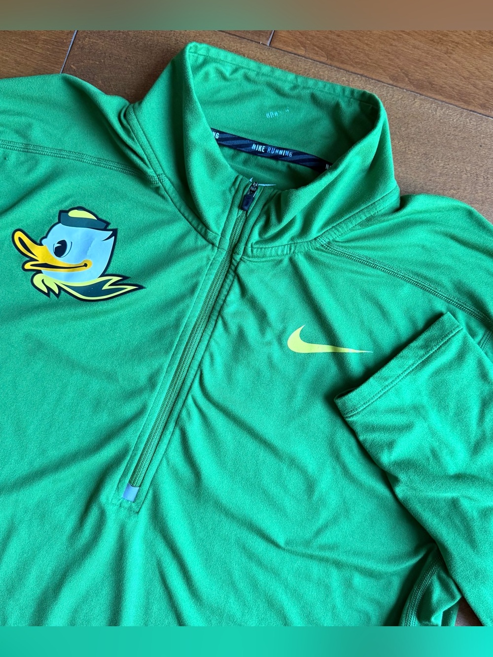 Nike Running Dri-Fit Oregon Ducks Green 1/4 Zip Thumbhole - M
